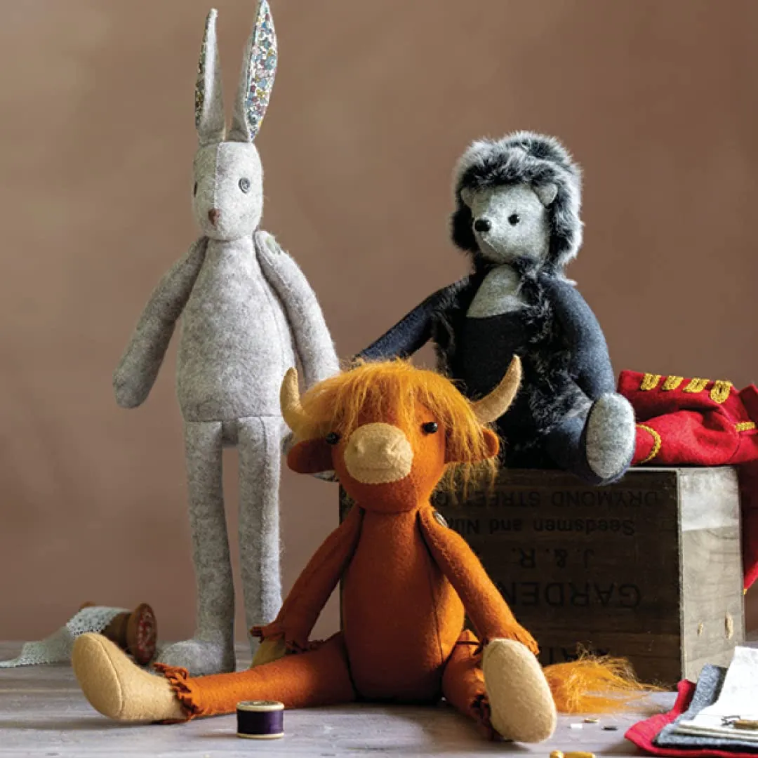 Luna Lapin and Friends, a Year of Making: Sewing patterns and stories from Luna's Little World